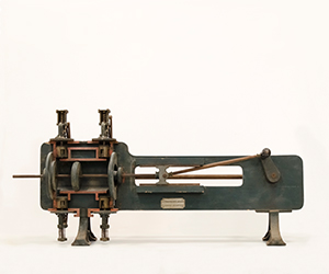 Modello di motore a vapore con valvole di tipo Sulzer 
